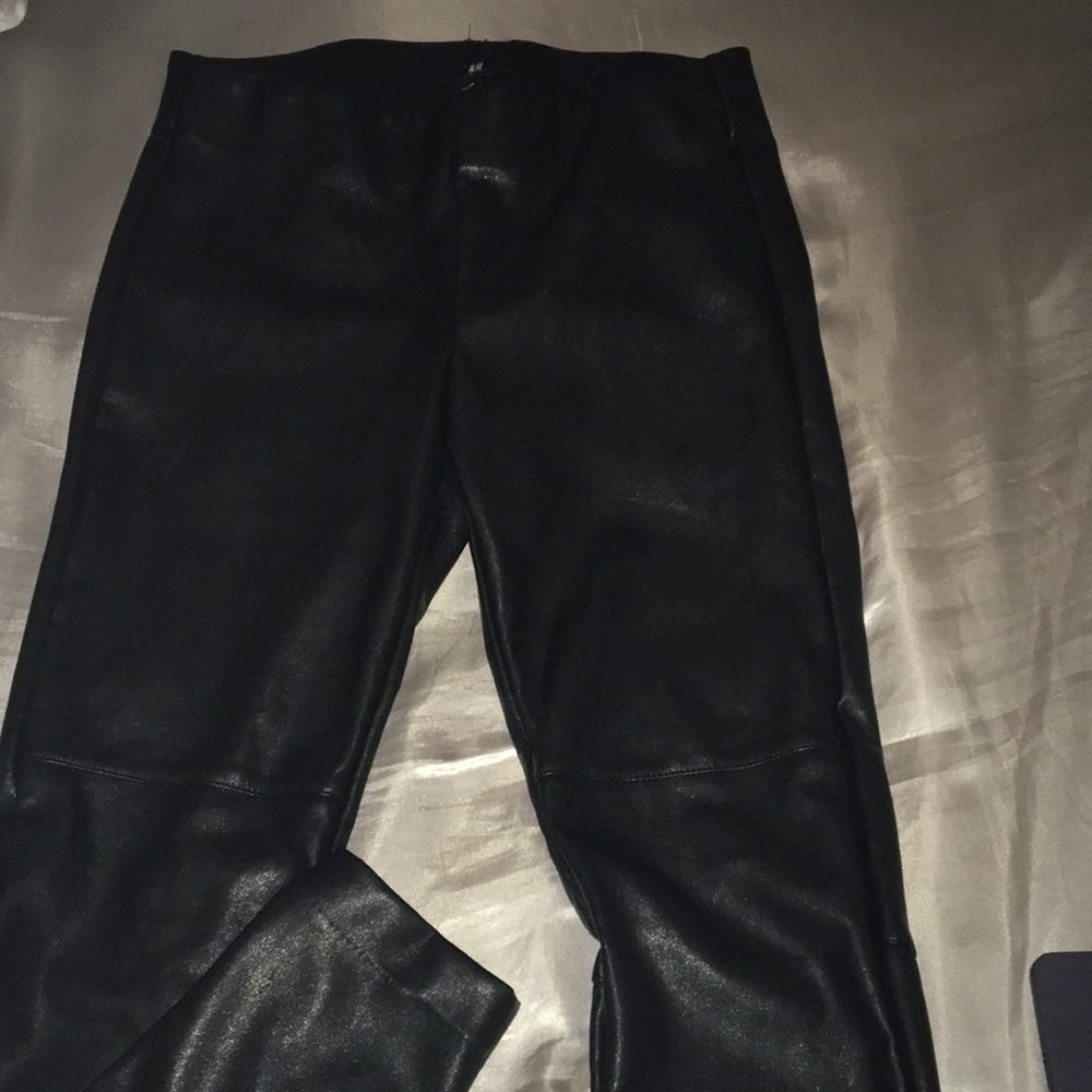 Leather H&M Pants🖤